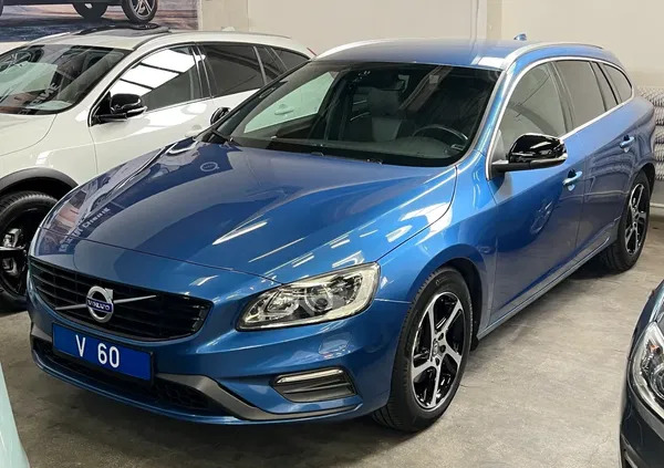 samochody osobowe Volvo V60 cena 89000 przebieg: 137000, rok produkcji 2017 z Sulechów